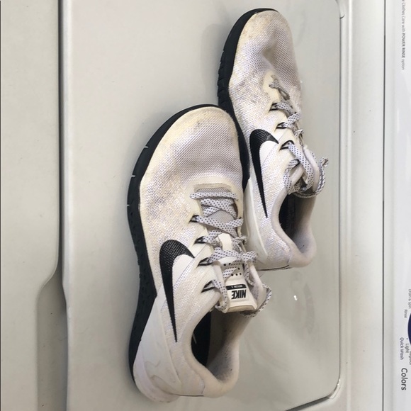 Nike Shoes - White metcons 3 Nike
